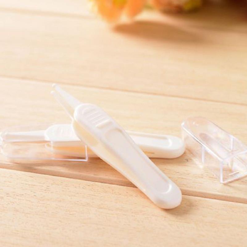 Plastic Baby Nose Cleaner (Set of 4) Plastic Baby Nose Cleaner (Set of 4)