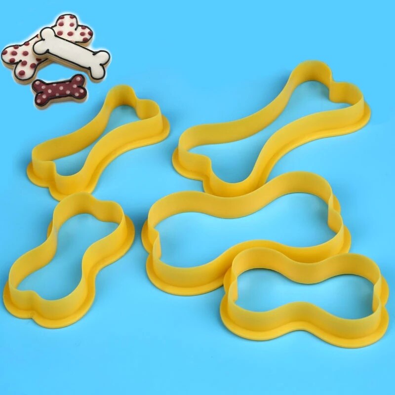 Plastic Bone Cookie Cutters (5 pcs) Plastic Bone Cookie Cutters (5 pcs)
