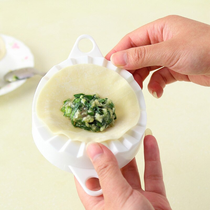 Plastic Dumpling Mold Press (3 pcs) Plastic Dumpling Mold Press (3 pcs)
