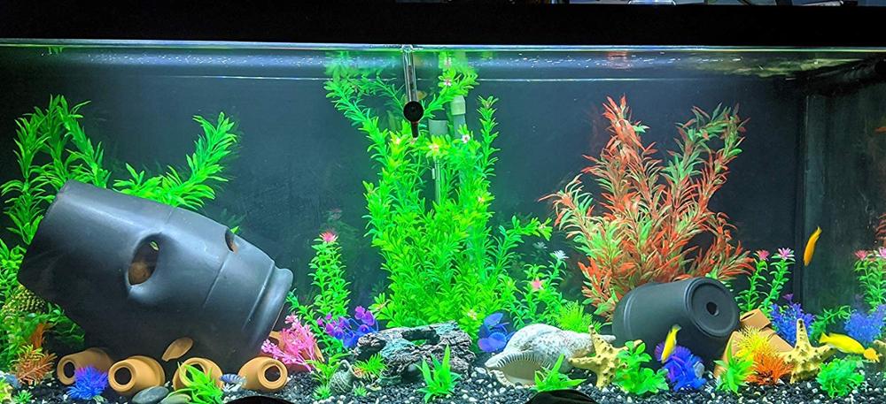 Plastic Fake Seaweeds with Bases (2 pcs)