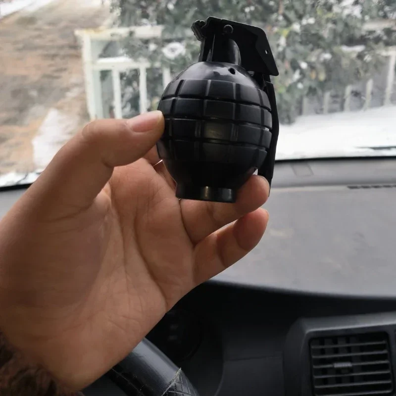 Plastic Grenade Model Simulation Grenade Decorative Pendant Battle Game Toys Role Playing Game Props Creative Photo Plastic Grenade Model Simulation Grenade Decorative Pendant Battle Game Toys Role Playing Game Props Creative Photo