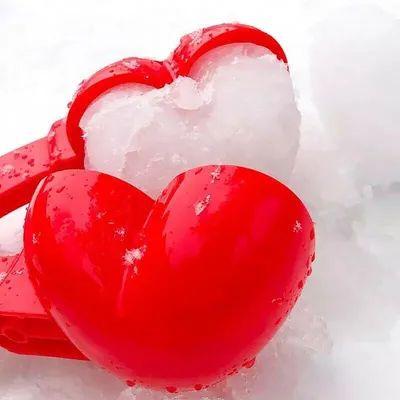 Plastic Heart Snowball Maker Mold Plastic Heart Snowball Maker Mold