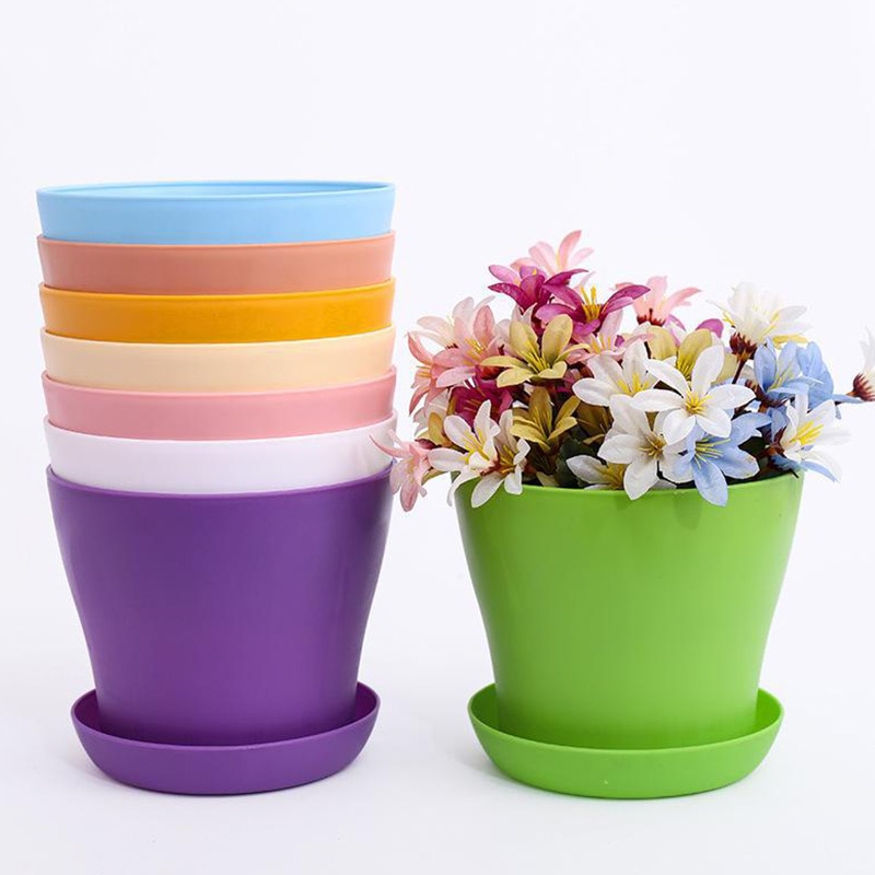 Plastic Plant Pot with Saucer Plastic Plant Pot with Saucer