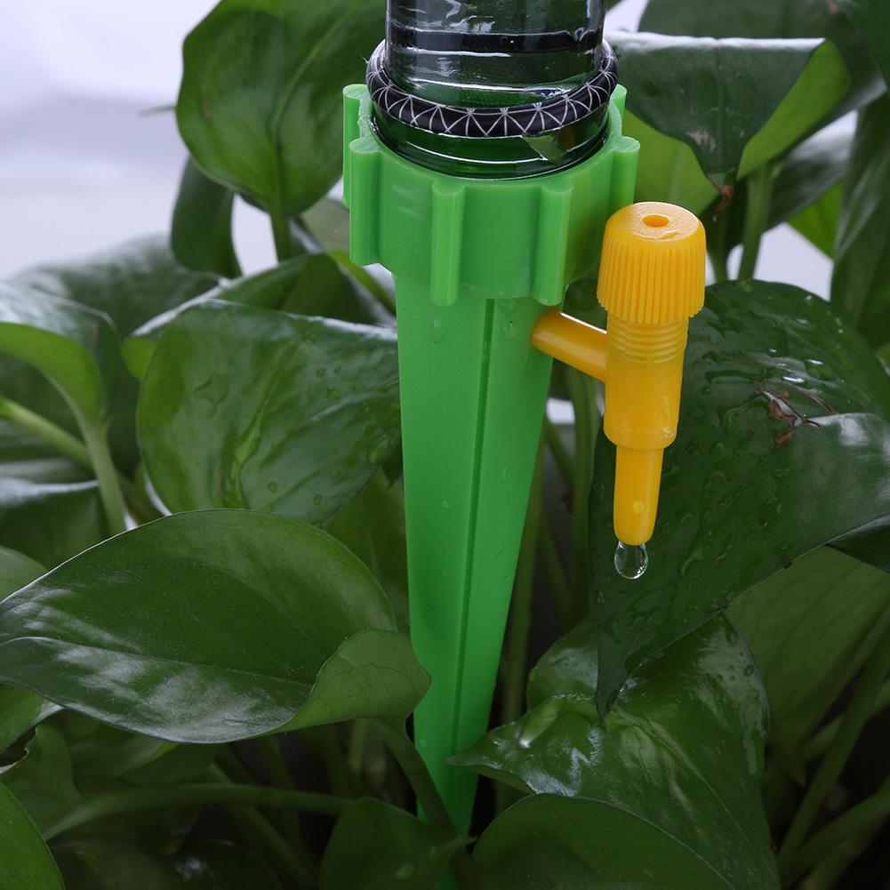 Plastic Plant Watering Stakes (30 pcs) Plastic Plant Watering Stakes (30 pcs)