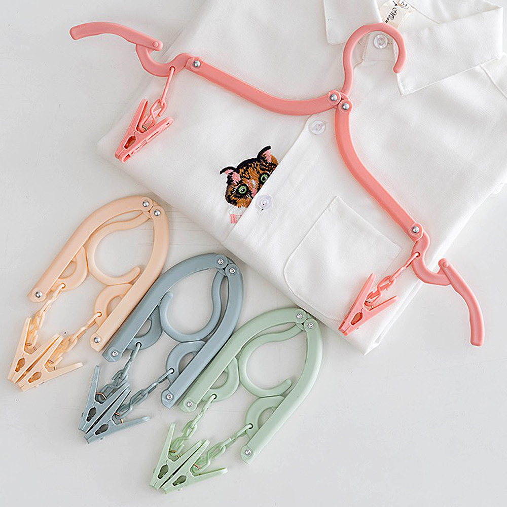 Plastic Portable and Foldable Cloth Hanger