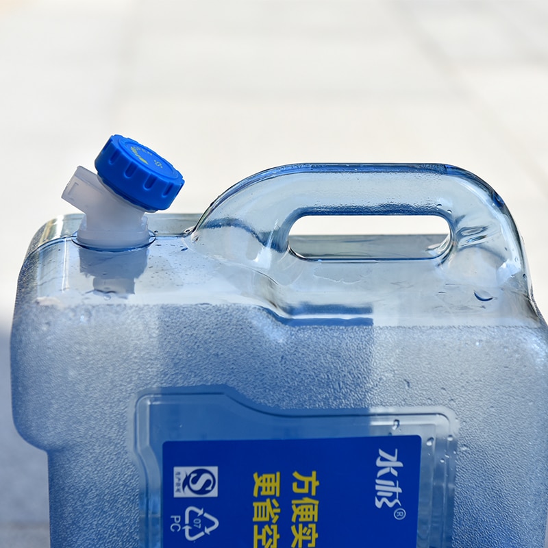 Plastic Water Jug with Faucet (5L) Plastic Water Jug with Faucet (5L)
