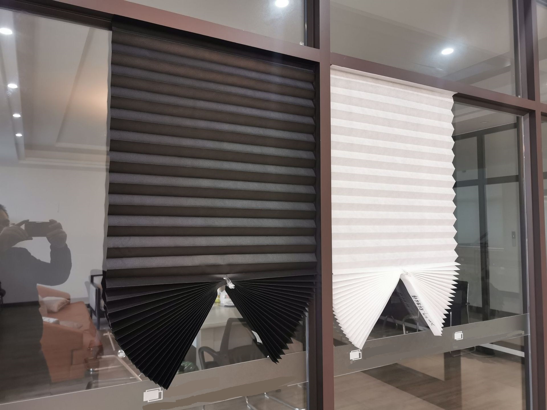 Pleated Blinds Adhesive Window Cover Pleated Blinds Adhesive Window Cover