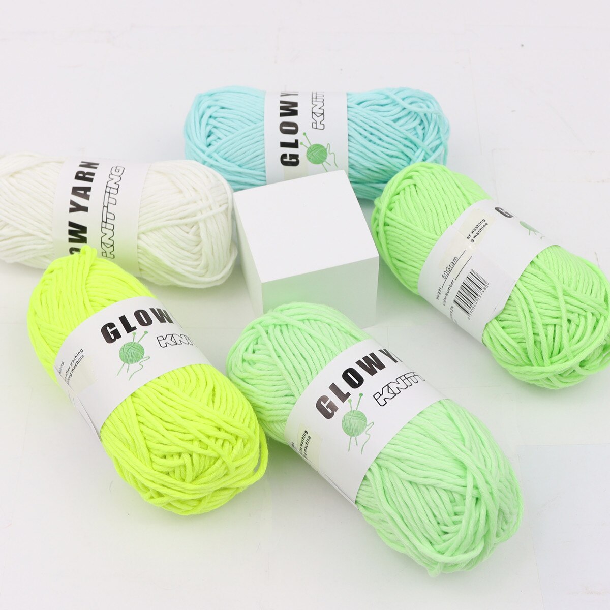 Polyester Glow in the Dark Yarn Polyester Glow in the Dark Yarn