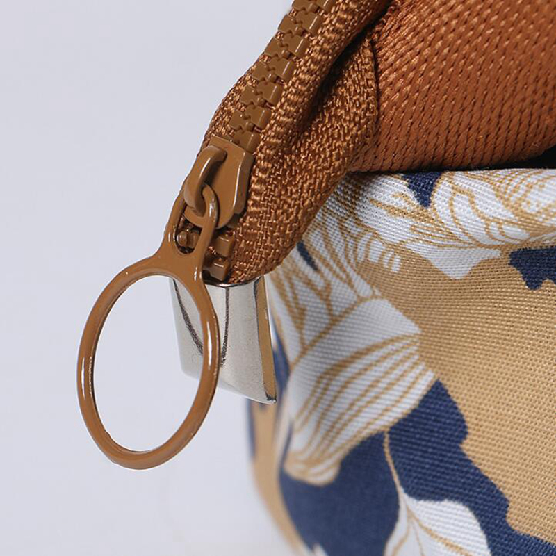 Portable Ladies Make Up Bag Portable Ladies Make Up Bag