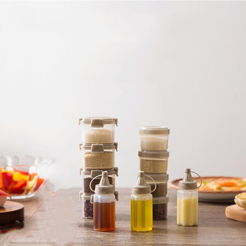 Portable Mini Salad Dressing Bottle (4 pcs)