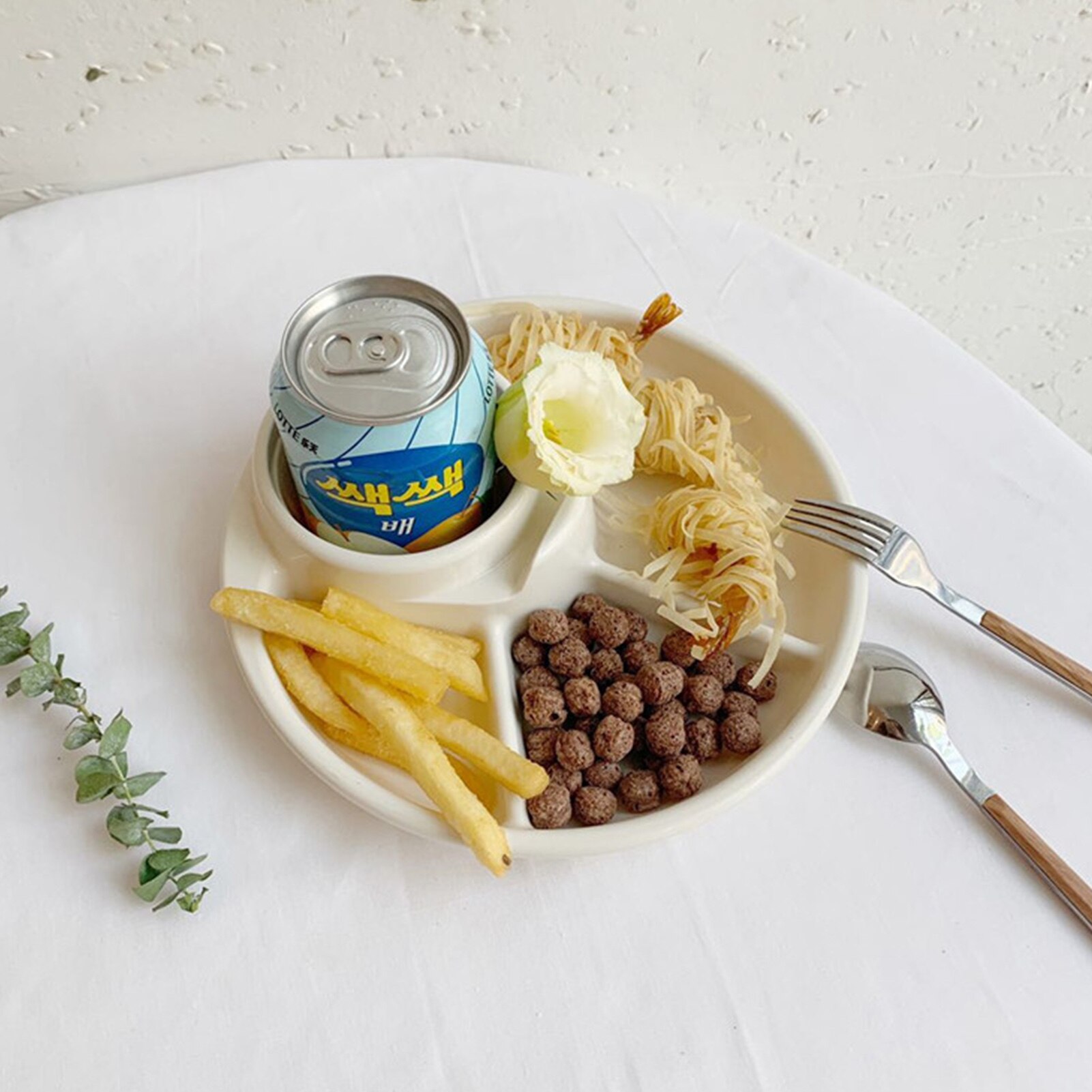 Portable Non Breakable Divided Plate
