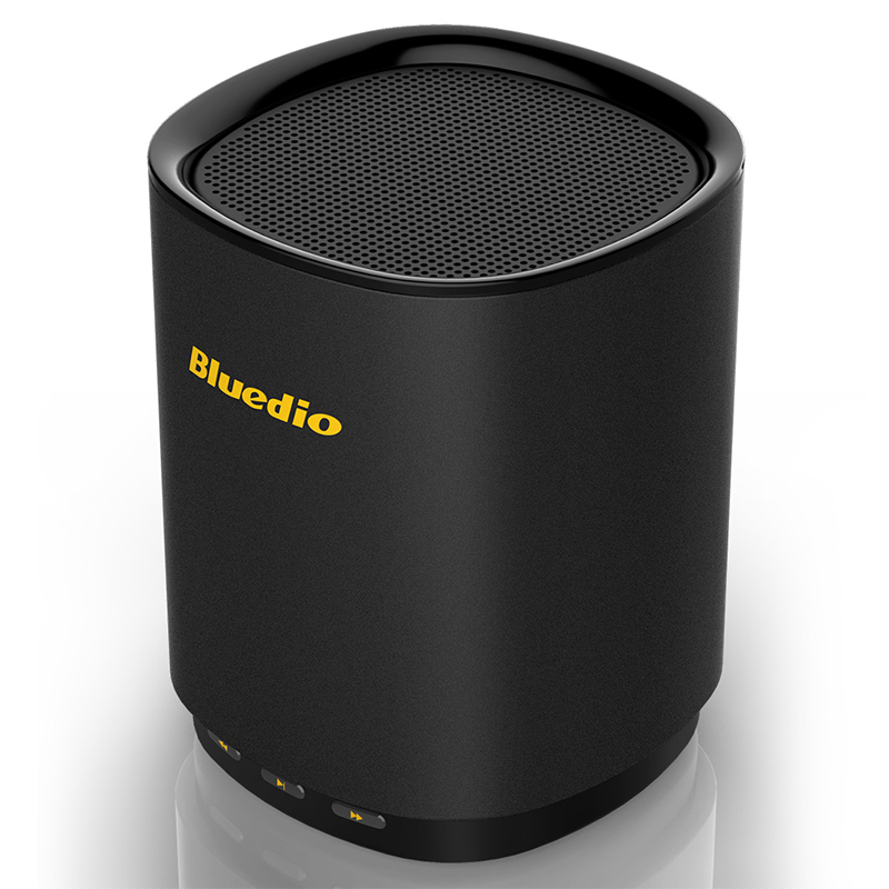 Portable Speaker Wireless Connection