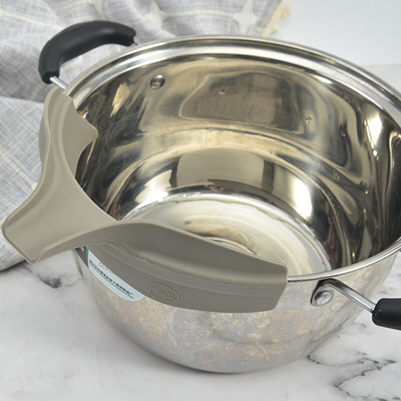 Pot Spout Silicone Anti-Spill Funnel Pot Spout Silicone Anti-Spill Funnel