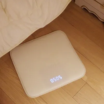 Pressure-Sensitive Alarm Clock Mat Pressure-Sensitive Alarm Clock Mat