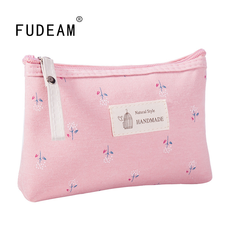 Printed Canvas Makeup Pouch Printed Canvas Makeup Pouch