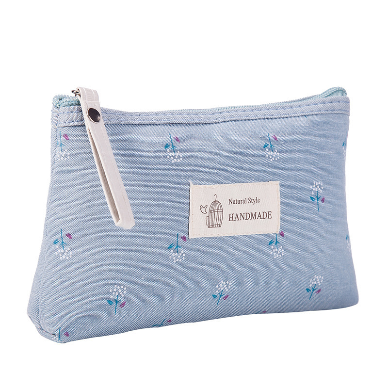 Printed Canvas Makeup Pouch Printed Canvas Makeup Pouch