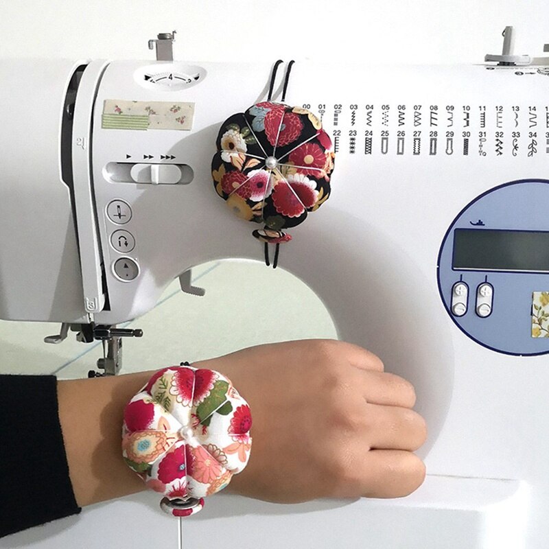 Pumpkin Ball Shaped Wrist Pincushion Pumpkin Ball Shaped Wrist Pincushion
