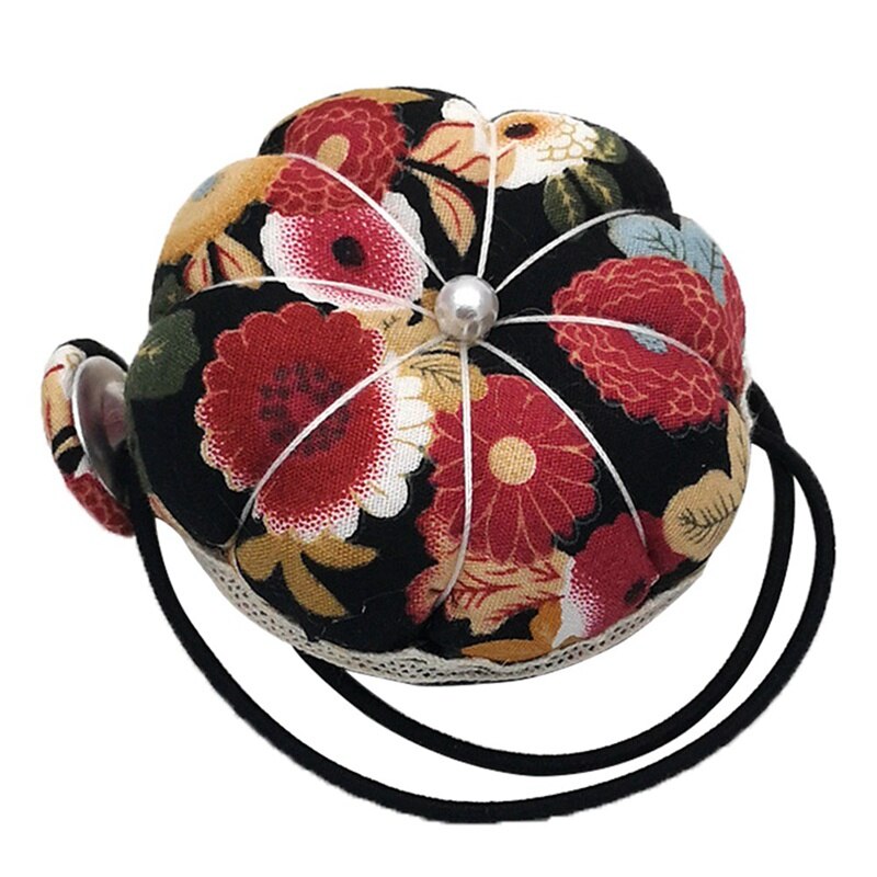 Pumpkin Ball Shaped Wrist Pincushion Pumpkin Ball Shaped Wrist Pincushion