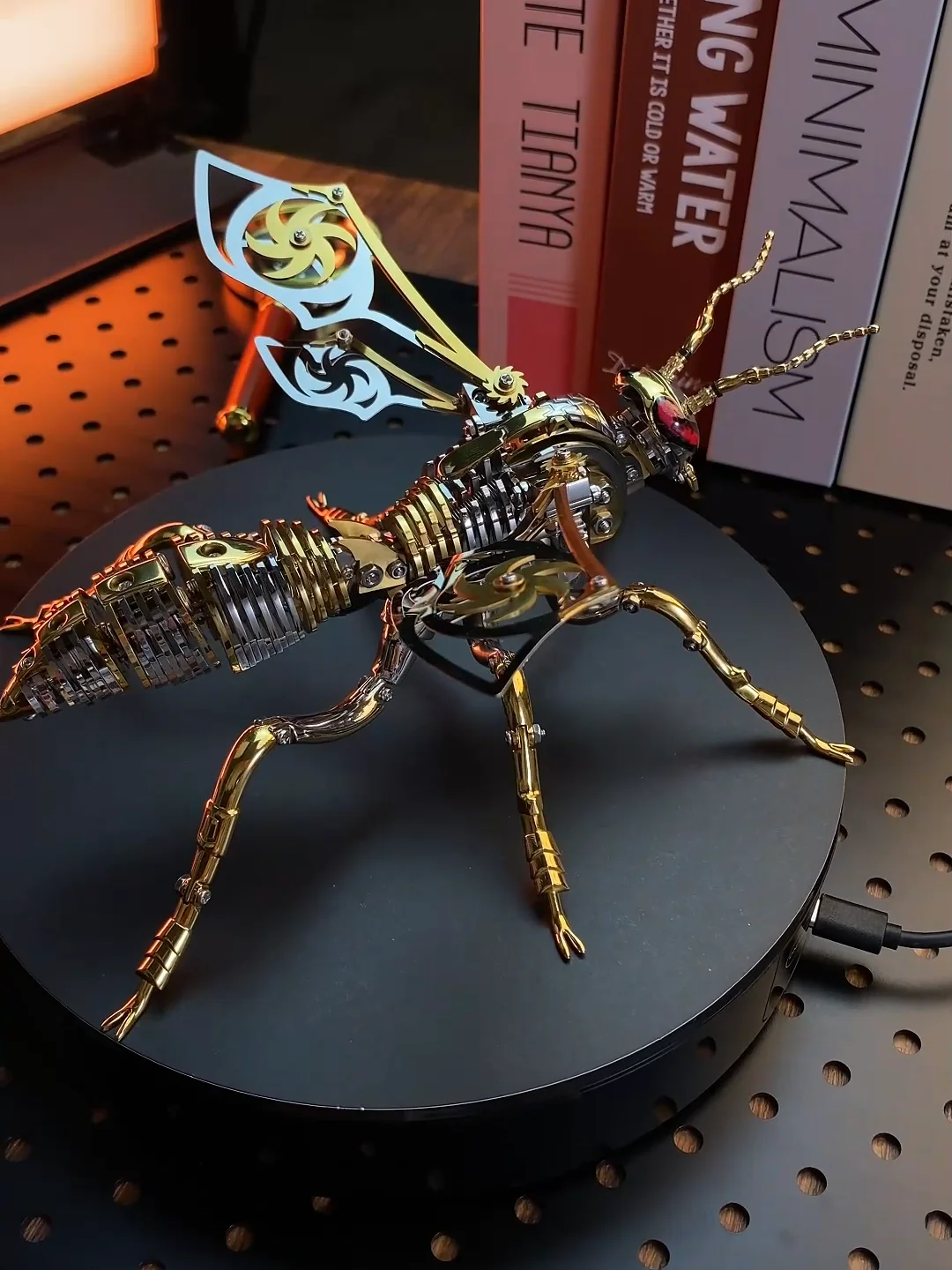 Punk 3D Wasp Stainless Steel Model Adult Assembly Kit Anti-Stress Metal Mechanical Insect Animal Toys Christmas Gift