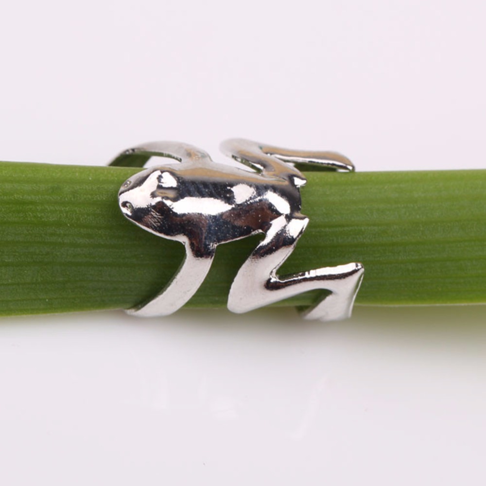 Punk Style Frog Ear Cuffs (2 pcs) Punk Style Frog Ear Cuffs (2 pcs)