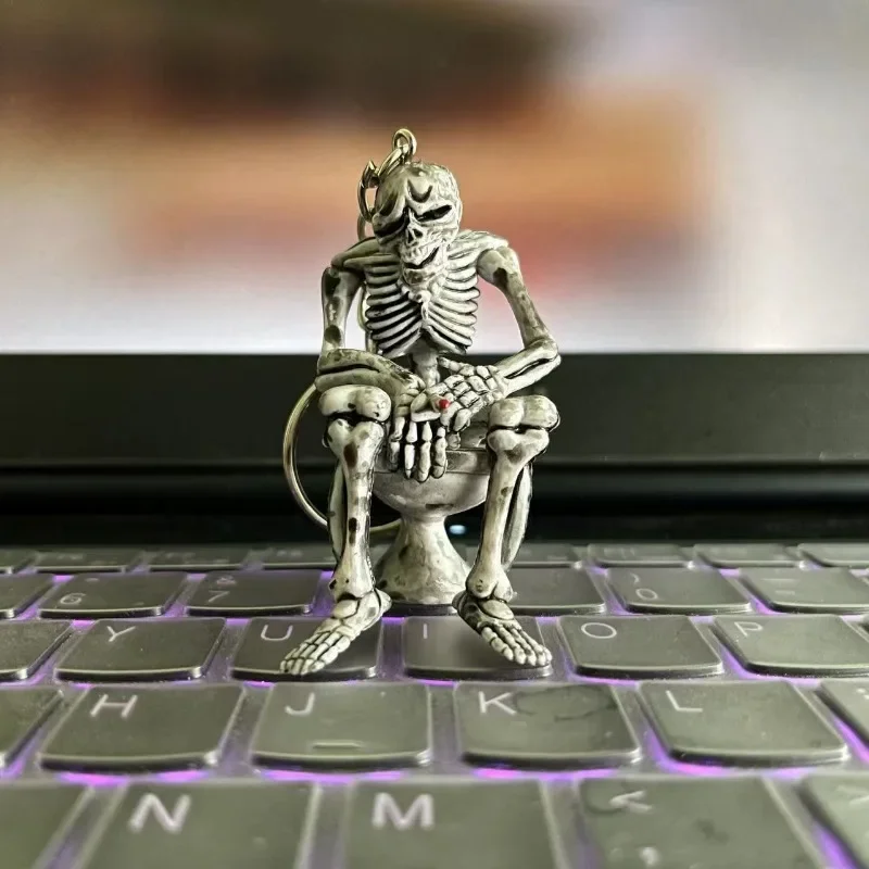 Punk Toilet Ghost Creative Keychain Personalized Skeleton Sitting on Toilet Retro Car Key Pendant Spoof Gift Accessories Punk Toilet Ghost Creative Keychain Personalized Skeleton Sitting on Toilet Retro Car Key Pendant Spoof Gift Accessories