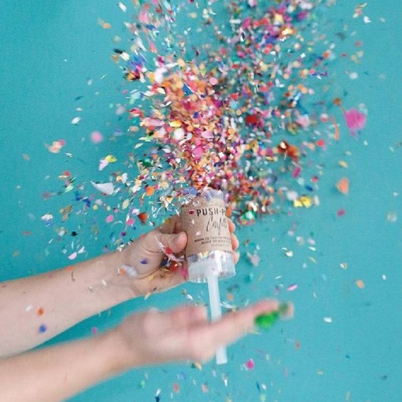 Push Popper Mini Confetti Cannon