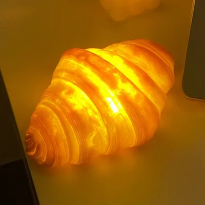 Realistic Battery Powered Bread Lamp Realistic Battery Powered Bread Lamp