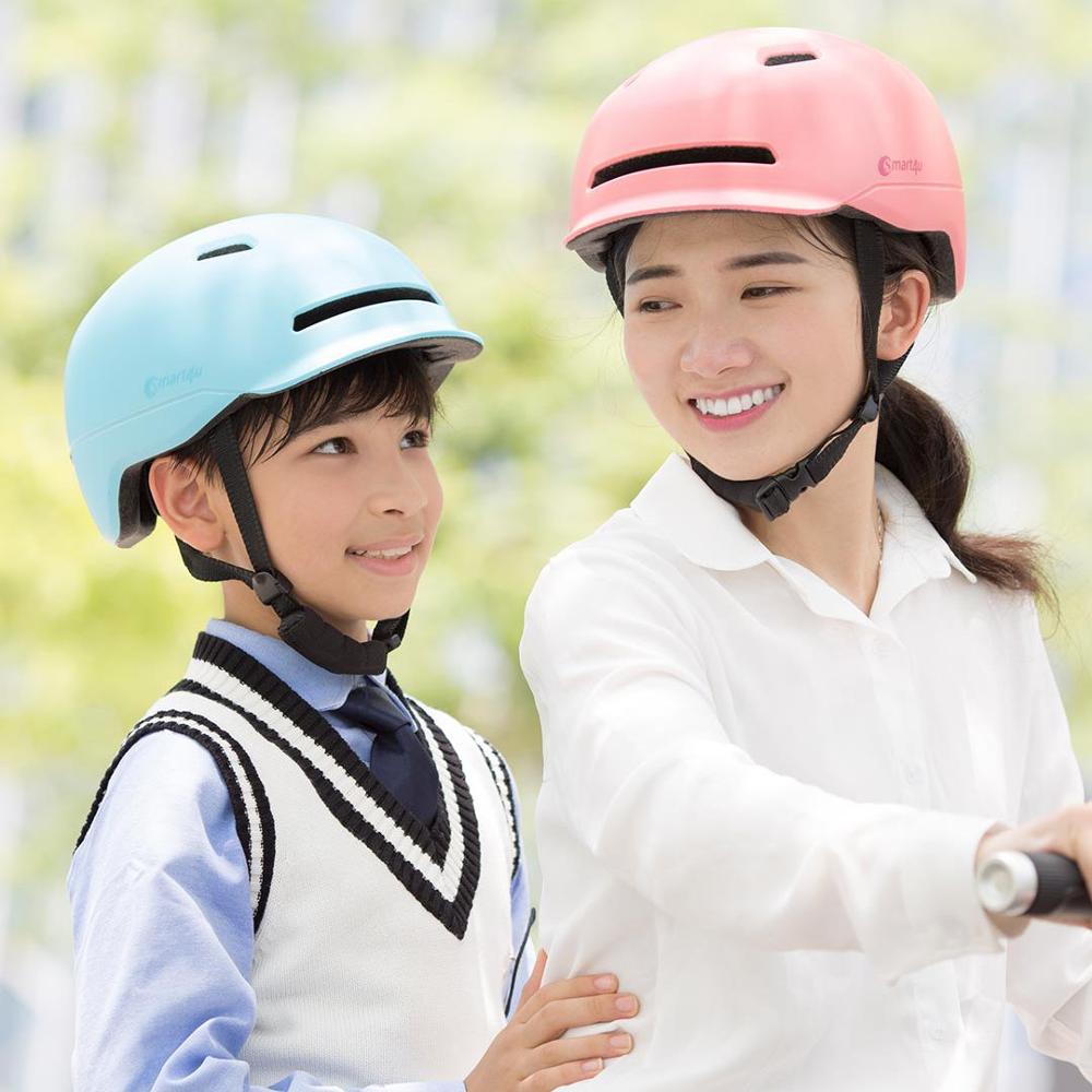 Rechargeable Cycle Helmet with Light Lightweight Material Rechargeable Cycle Helmet with Light Lightweight Material