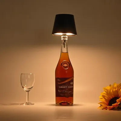 Rechargeable Wireless Bottle Lamp , Touch Control of 3 Colors and Stepless Dimming, Suitable for Bottles, An Rechargeable Wireless Bottle Lamp , Touch Control of 3 Colors and Stepless Dimming, Suitable for Bottles, An