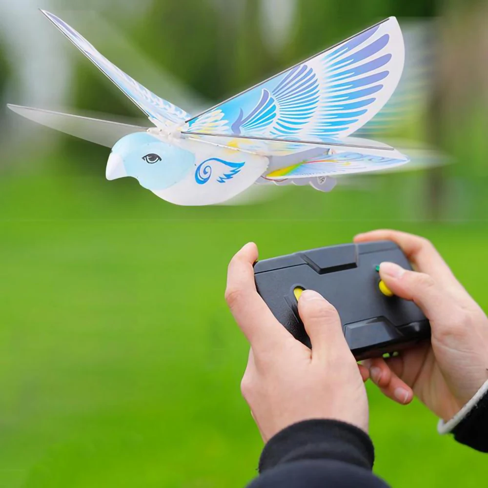 Remote Control Flying Bird Simulation Pigeon Rechargeable Battery Power Flying Eagle Children's Best Birthday Gift Remote Control Flying Bird Simulation Pigeon Rechargeable Battery Power Flying Eagle Children's Best Birthday Gift