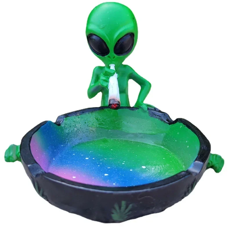 Resin Alien Ashtray Portable Starry Sky Ash Tray Desktop Adornment for Home Hotel Cute Smoking Accessorie Gadget for Men