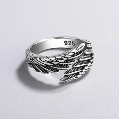 Resizable Angel Wing Ring