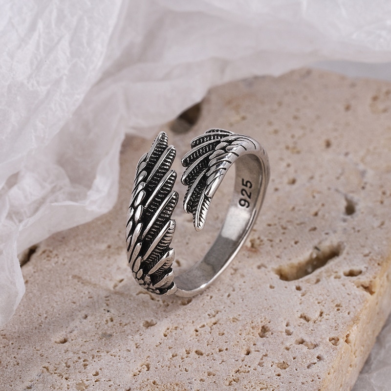 Resizable Angel Wing Ring