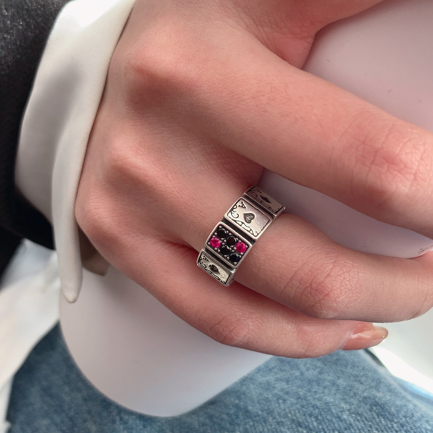 Resizable Playing Cards Ring