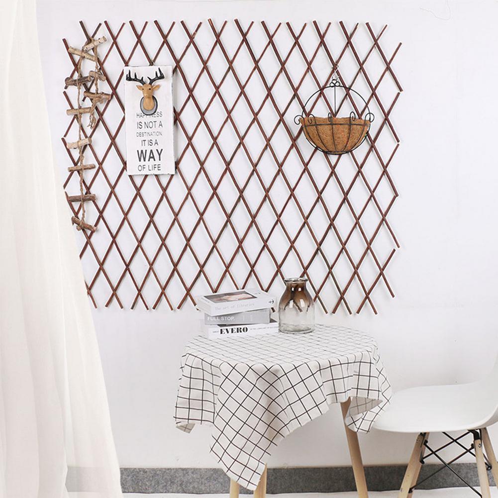 Retractable Wooden Trellis for Climbing Plants