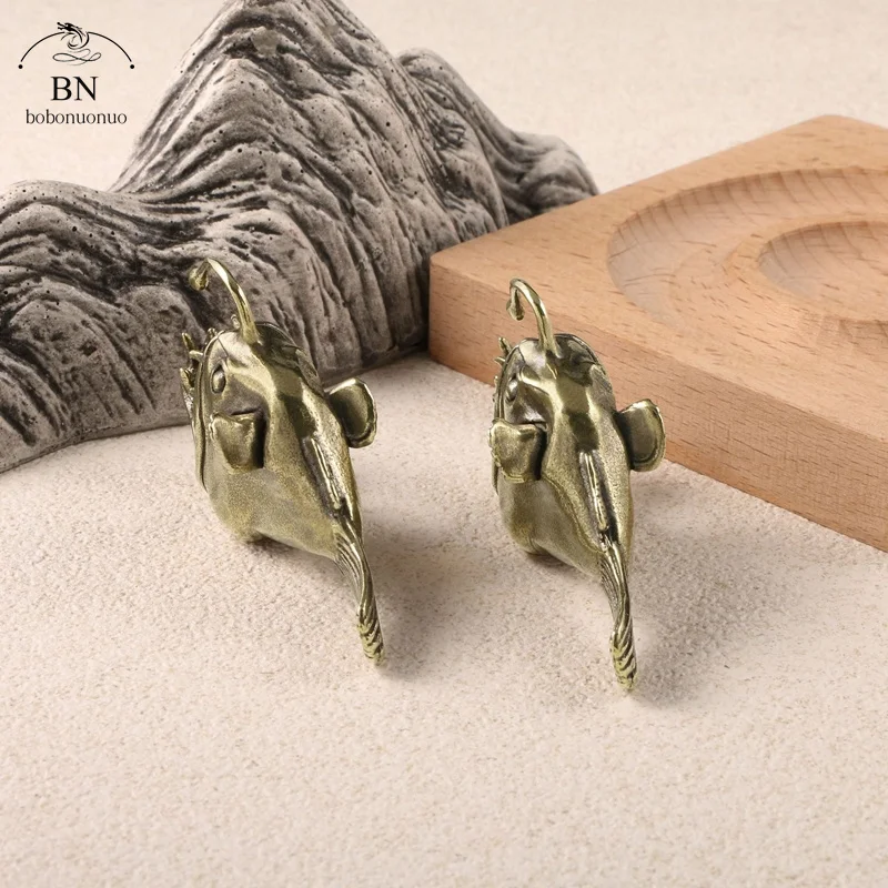 Retro Brass Ocean anglerfish Watching Fishes Sea Animals Model Fishbowl Decoration Action Figures Education Miniatures Retro Brass Ocean anglerfish Watching Fishes Sea Animals Model Fishbowl Decoration Action Figures Education Miniatures