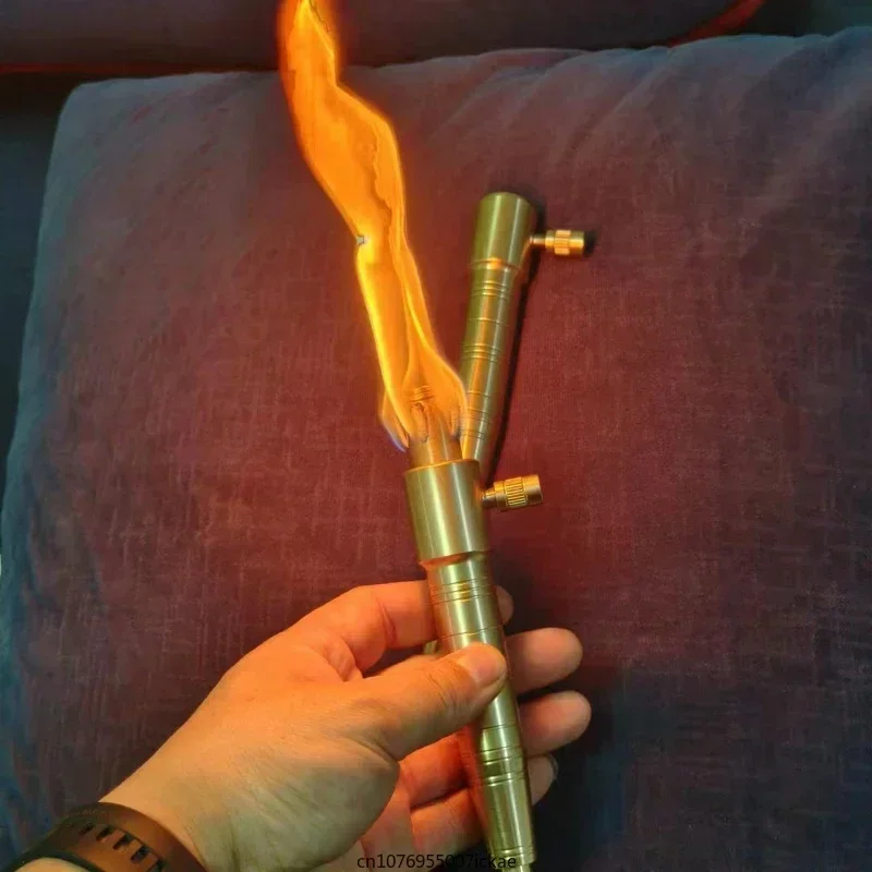 Retro Flashlight Kerosene Lighter Handle Extended Multi-function Lighter Outdoor Cool Special Ignition Tool Retro Flashlight Kerosene Lighter Handle Extended Multi-function Lighter Outdoor Cool Special Ignition Tool