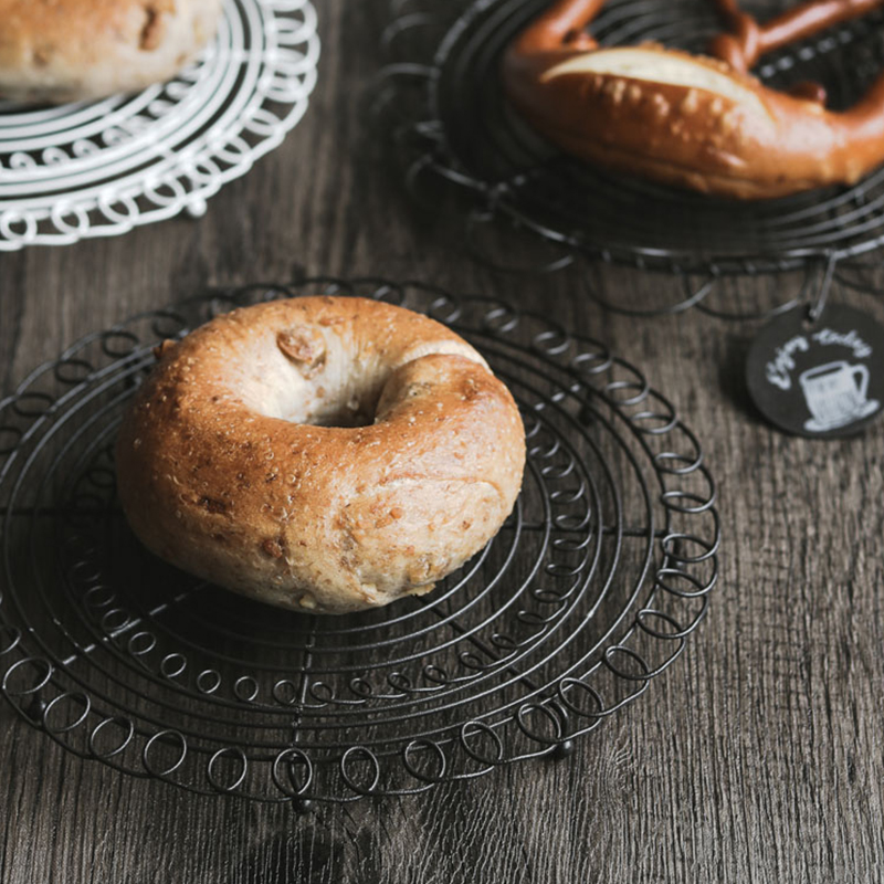 Retro Iron Round Baking Rack Retro Iron Round Baking Rack