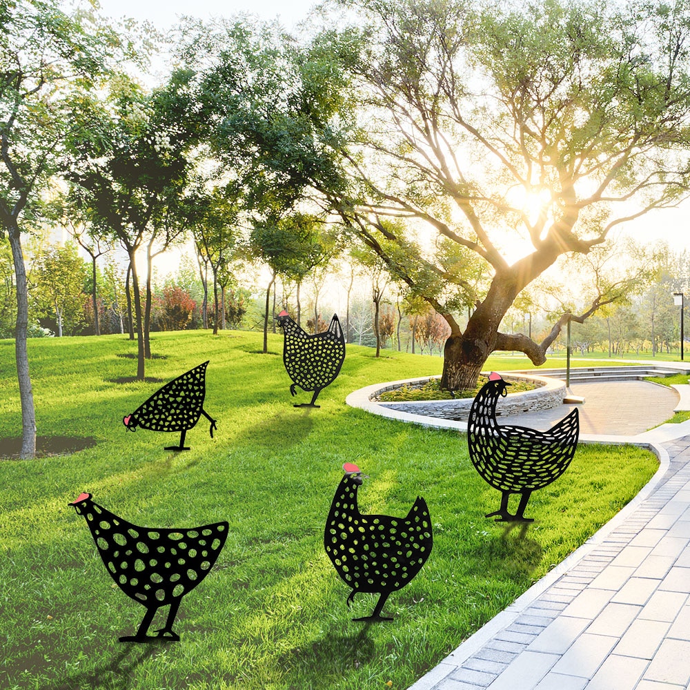 Retro Metal Chicken Garden Ornament (5 pcs)