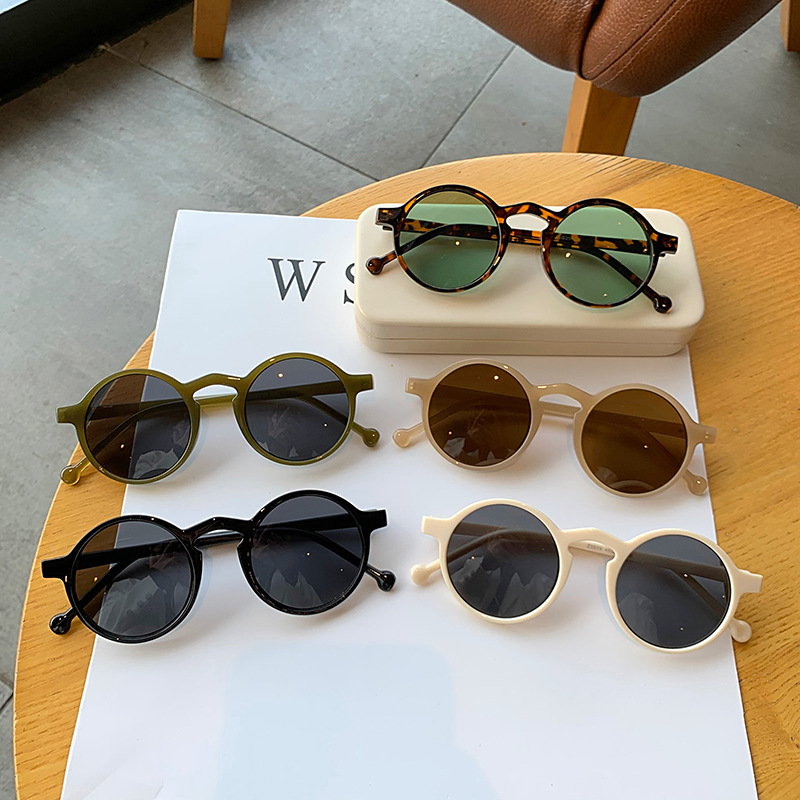 Retro Style Round Sunglasses For Women Retro Style Round Sunglasses For Women