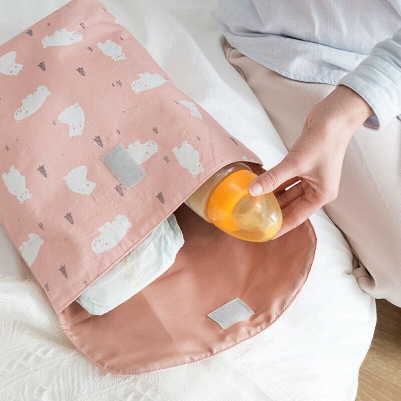Reusable and Waterproof Nappy Pouch Reusable and Waterproof Nappy Pouch