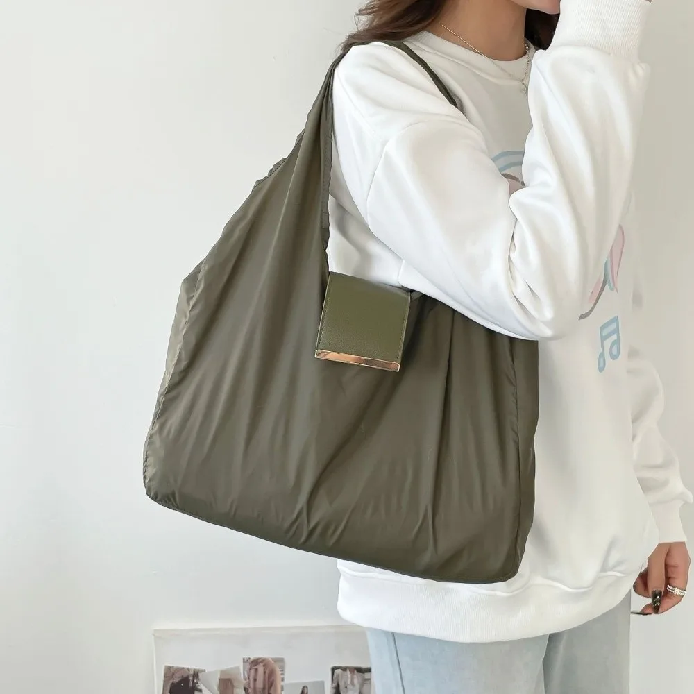 Reusable Mini Keychain Tote Bag Large Capacity Eco-Friendly Foldable Shopping Bag Key Ring Lightweight Expandable Reusable Mini Keychain Tote Bag Large Capacity Eco-Friendly Foldable Shopping Bag Key Ring Lightweight Expandable