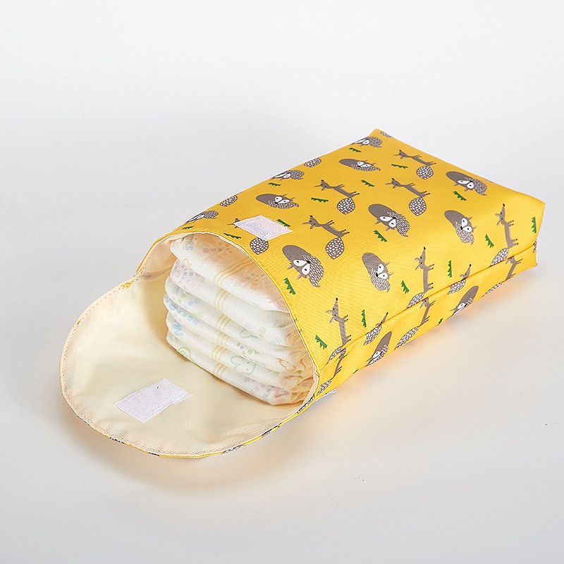 Reusable Waterproof Diaper Pouch Reusable Waterproof Diaper Pouch