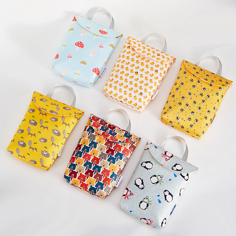 Reusable Waterproof Diaper Pouch Reusable Waterproof Diaper Pouch