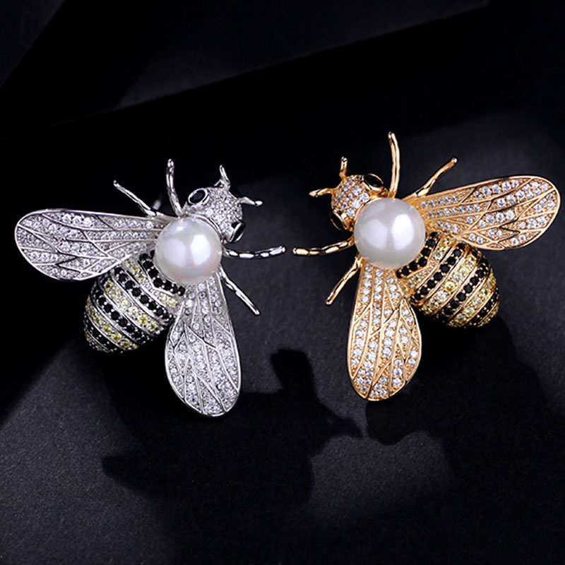 Rhinestone Studded Bee Brooch Rhinestone Studded Bee Brooch