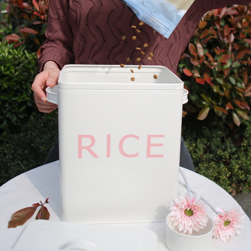 Rice Storage Box with Scooper Rice Storage Box with Scooper