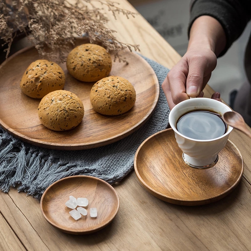Round Natural Acacia Wood Plate (4 pcs) Round Natural Acacia Wood Plate (4 pcs)