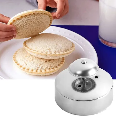 Round Sandwich Crust Cutter Press Round Sandwich Crust Cutter Press