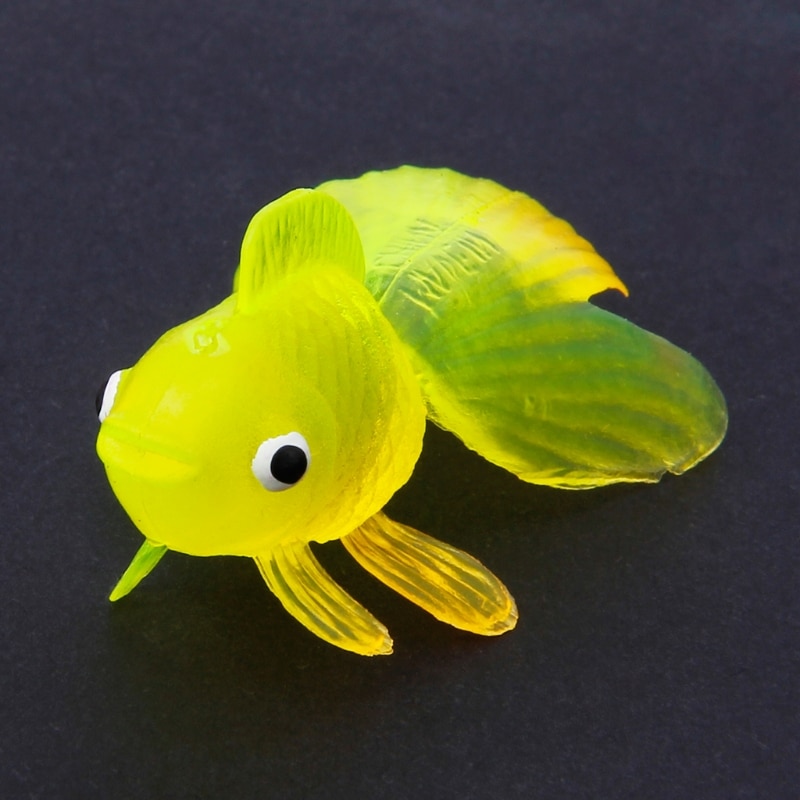 Rubber Fake Goldfish Toys (20pcs) Rubber Fake Goldfish Toys (20pcs)