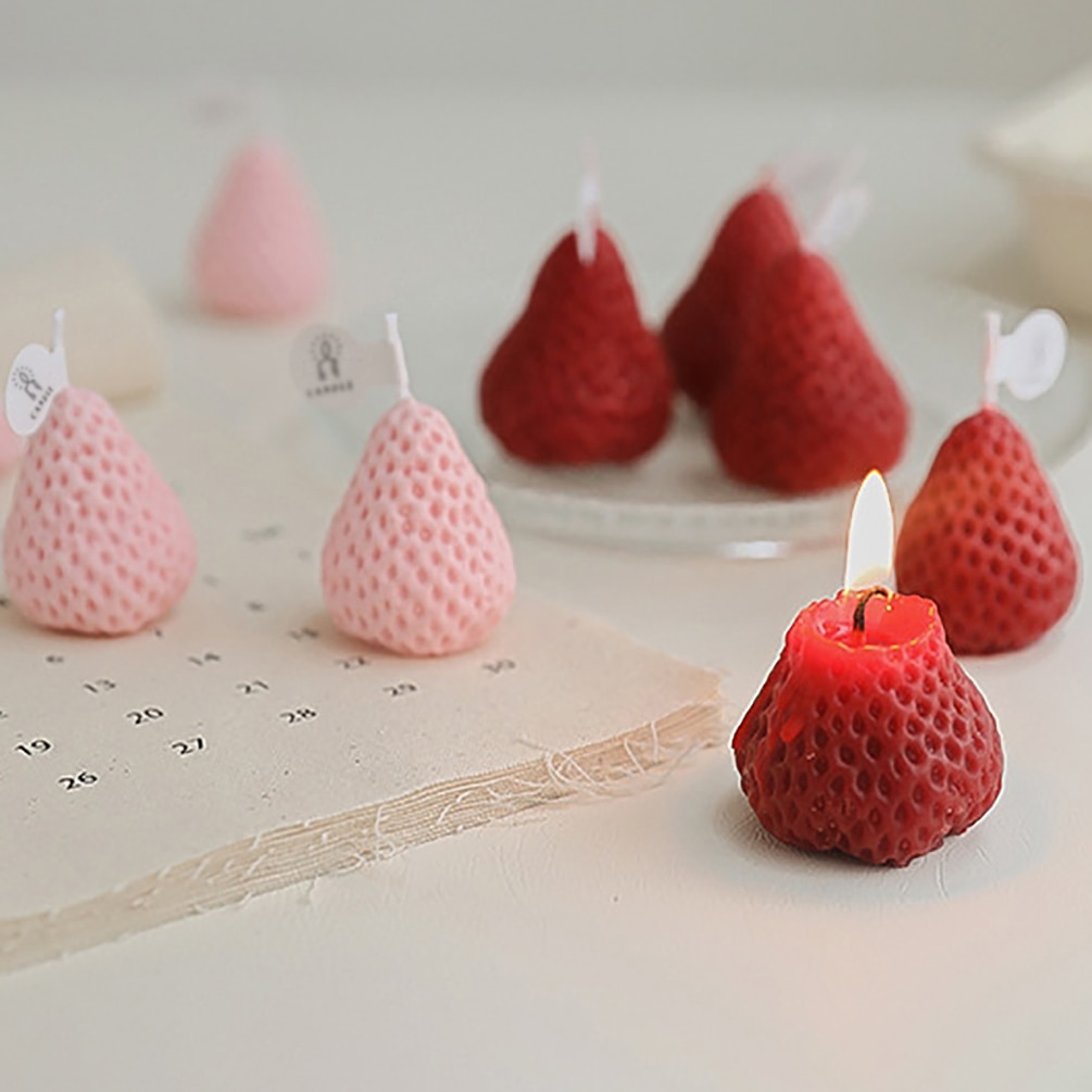 Scented and Realistic Strawberry Candle (4 pcs) Scented and Realistic Strawberry Candle (4 pcs)